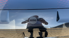 MINI Aceman 135kW E Classic 43kWh 5dr Auto Electric Hatchback